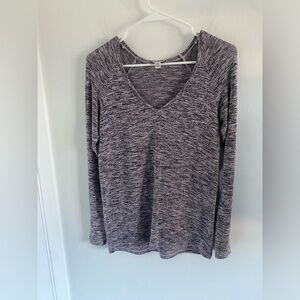 American Eagle V Neck Long Sleevd